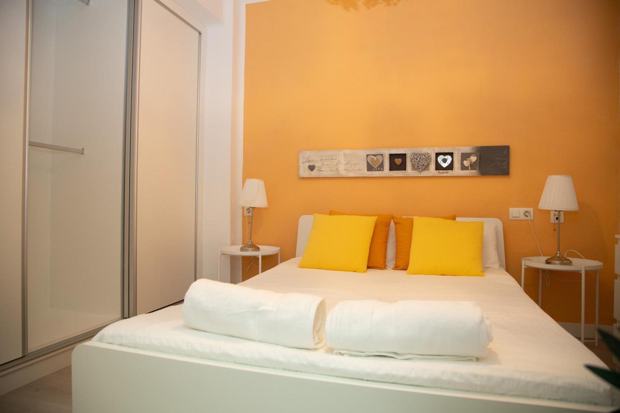 Apartamento En La Merced マラガ エクステリア 写真